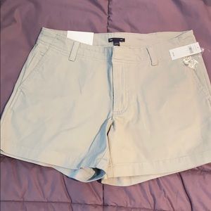 Gap khaki shorts. Size 10. NWT